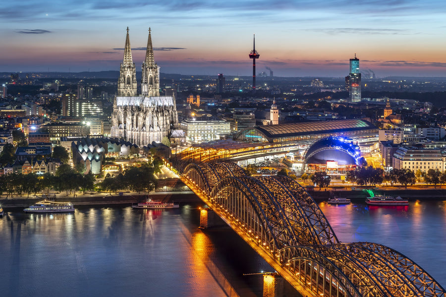 Cologne Cathedral Dusk Mural Wallpaper