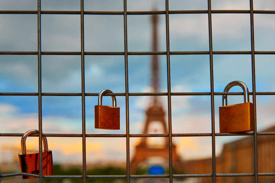 Paris Love Locks Mural Wallpaper