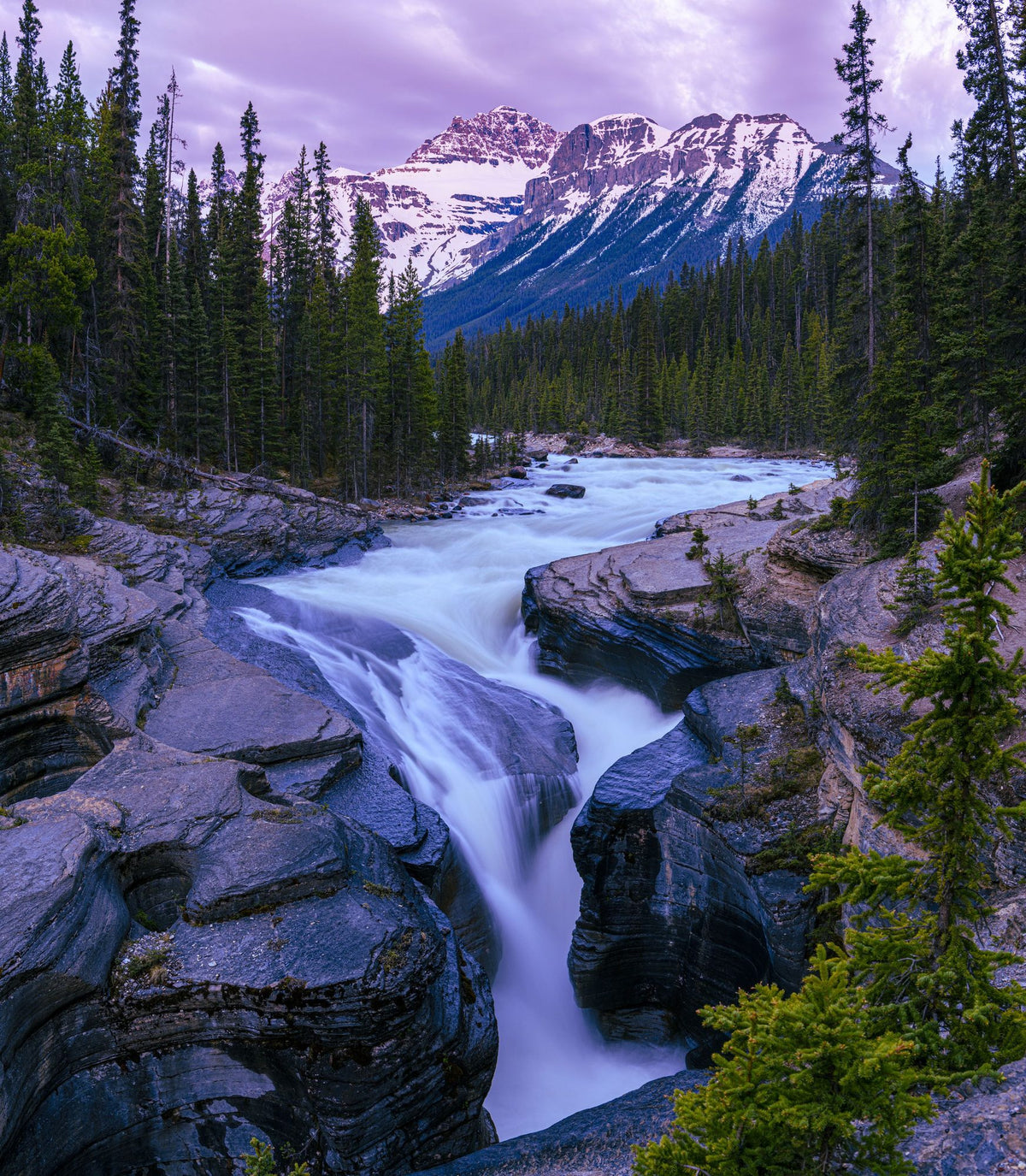 Mistaya River Mural Wallpaper - pure wallpaper artwork