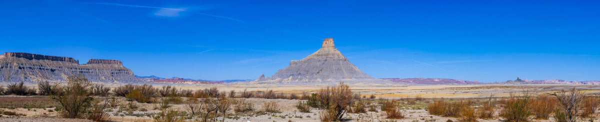 Desert Monuments Blue Gradient Mural Wallpaper - pure wallpaper artwork