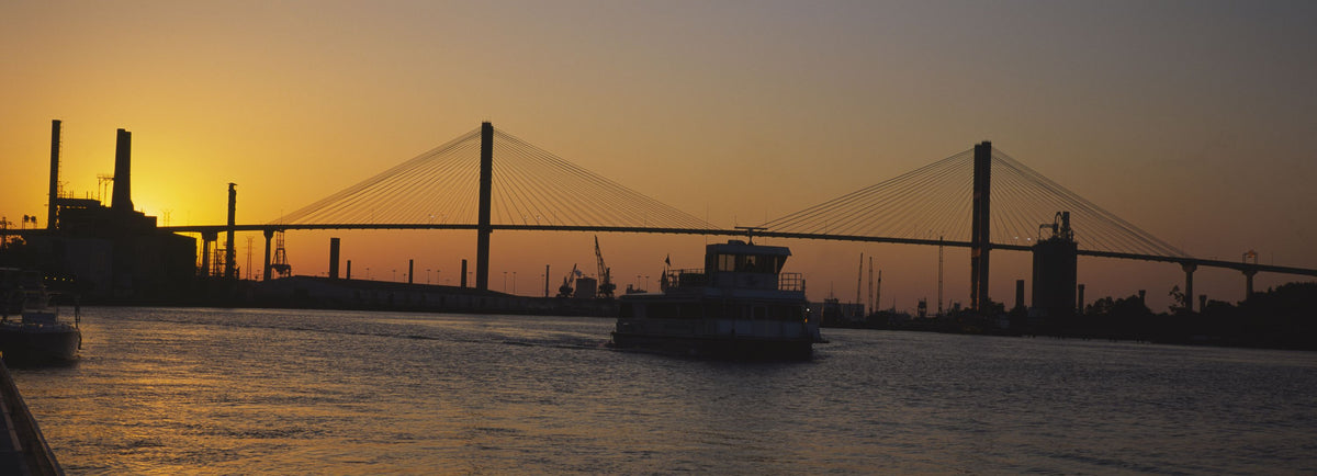 Golden Bridge Silhouette, Mural Wallpaper - pure wallpaper artwork