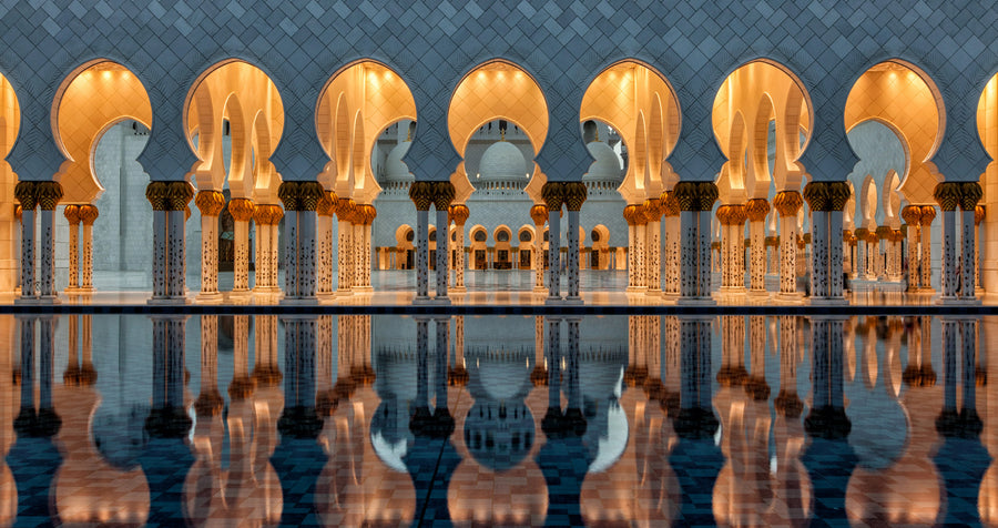 Tempel Of Dreams Mural Wallpaper