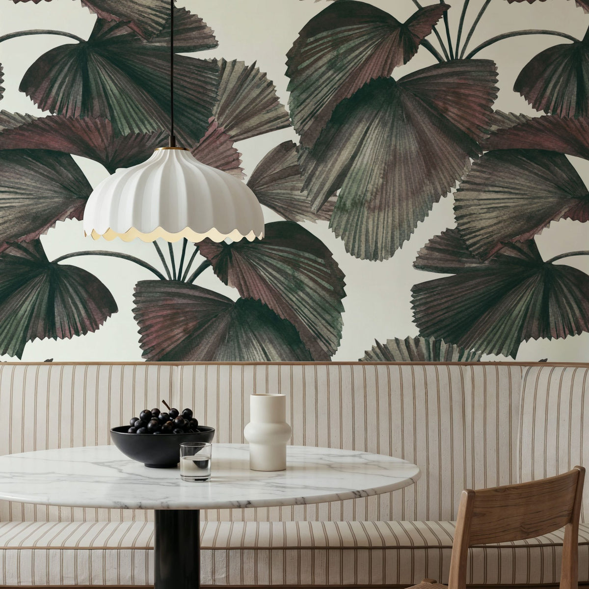Ribbed Palm Fronds Mural Wallpaper - room preview 02