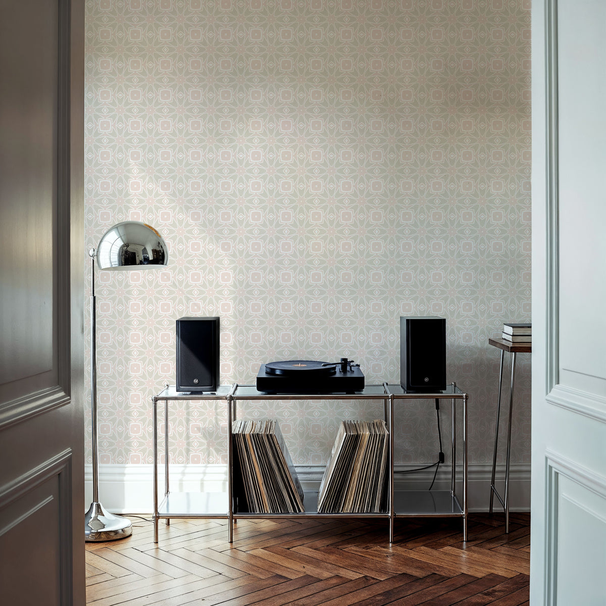 Zelij Tulips Mural Wallpaper - room preview 02