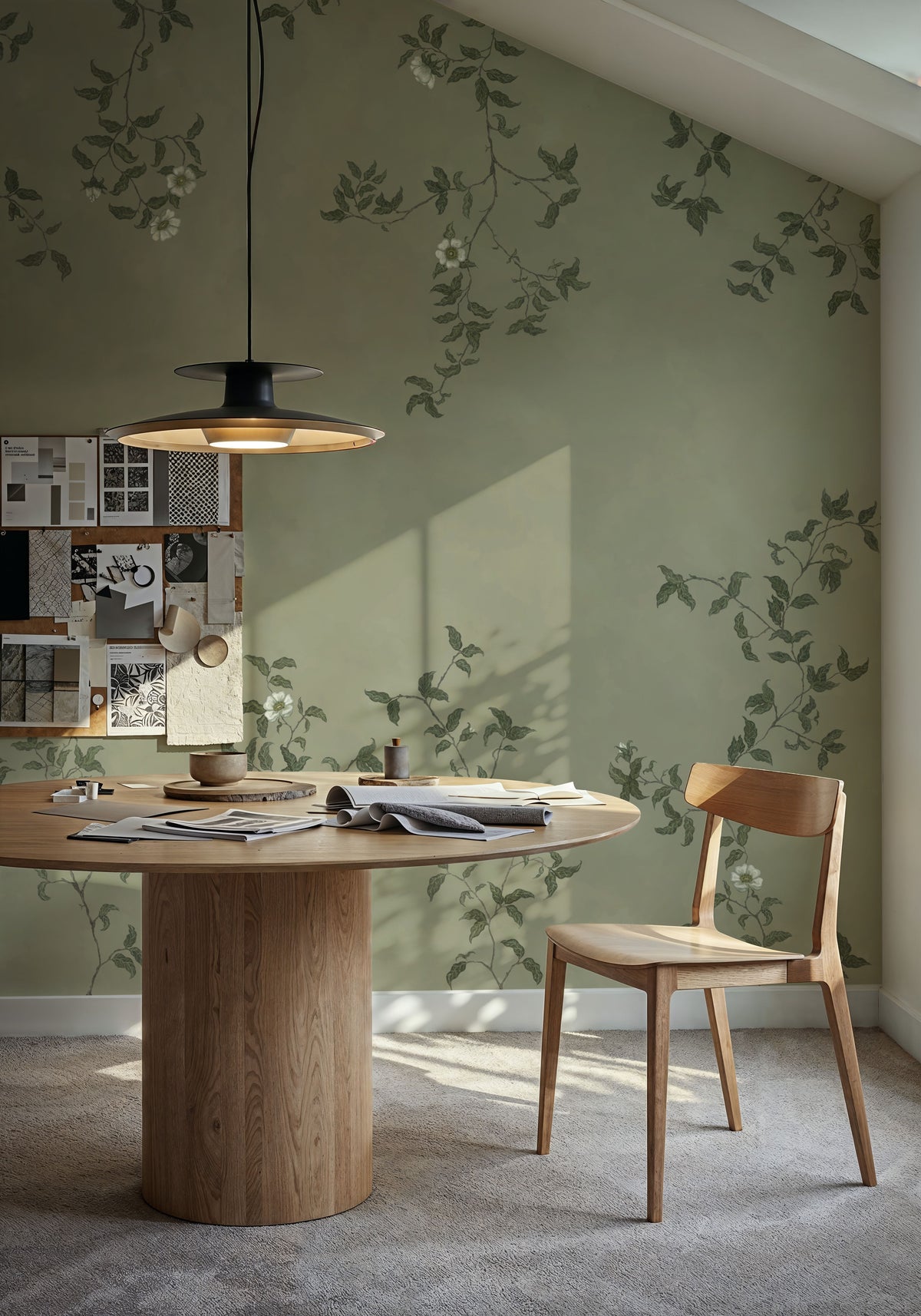 Rambling Rose, Ivory on Jade Mural Wallpaper - room preview 02