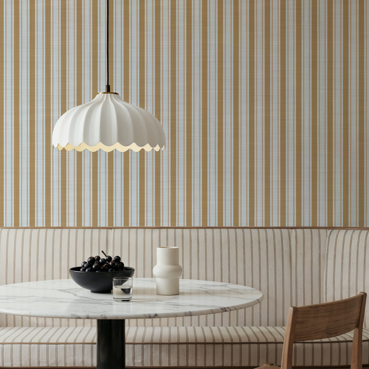 Les Andelys Vertical, Sunflower Mural Wallpaper - room preview 02