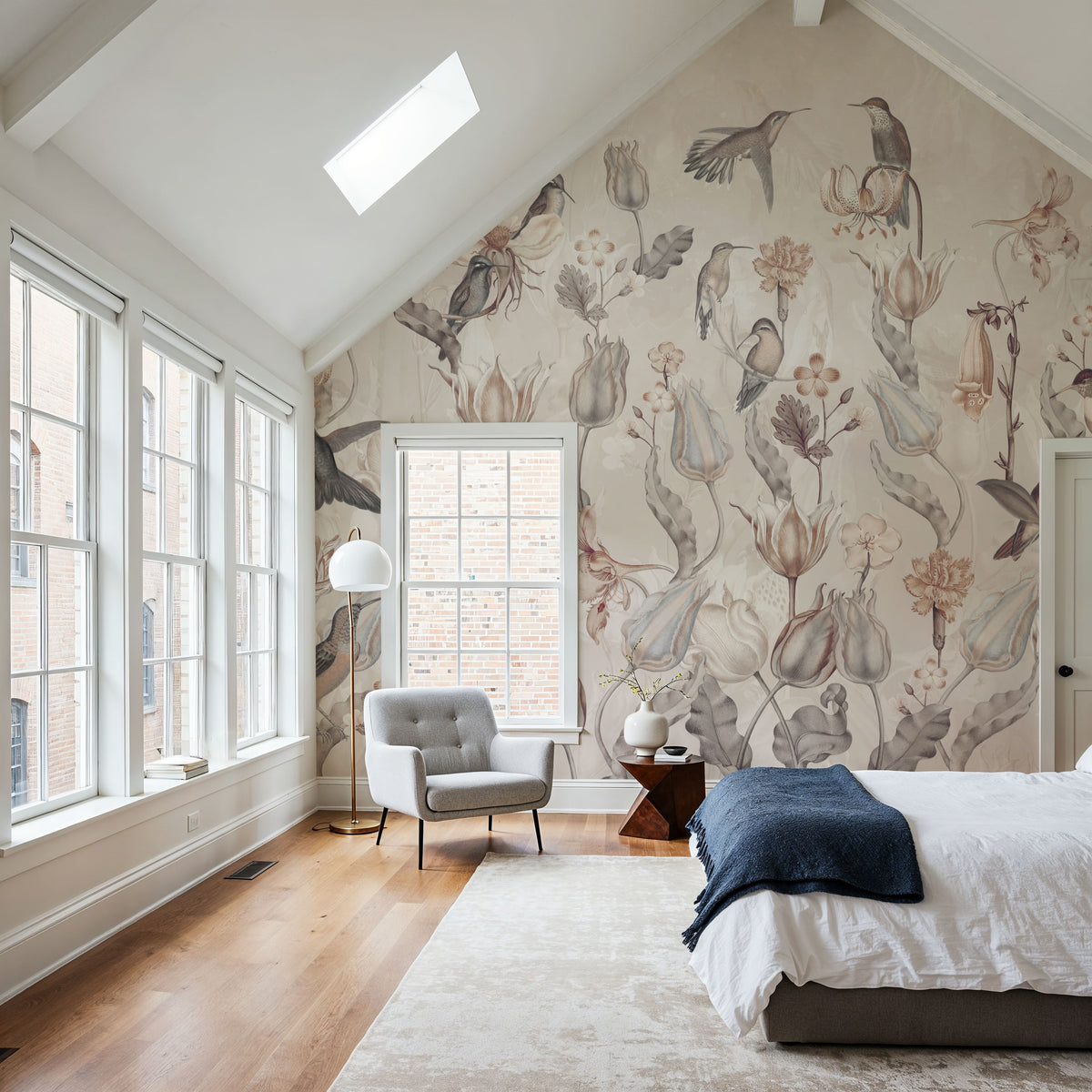 Tulips & Birds, Sand Mural Wallpaper - room preview 02