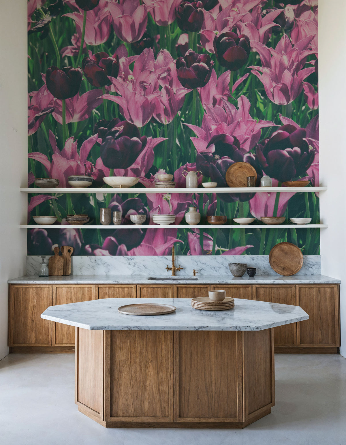 Tulip Reach Mural Wallpaper - room preview 02