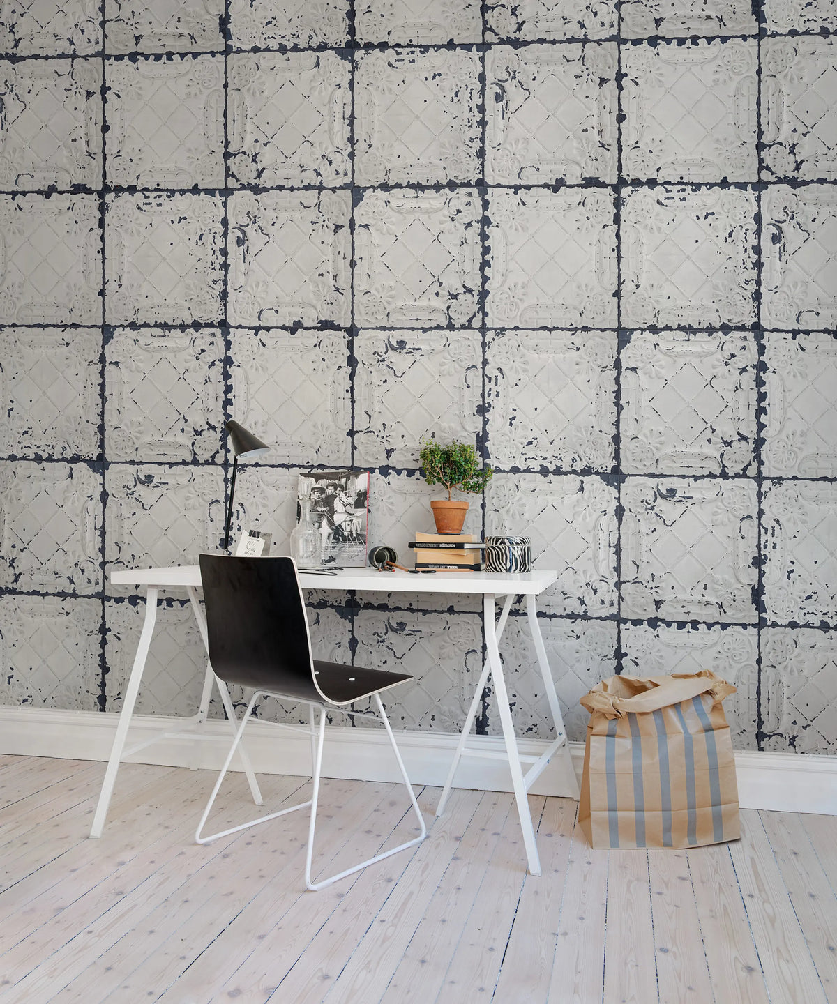 Tin Plates, Nebraska, White Mural Wallpaper - room preview 02