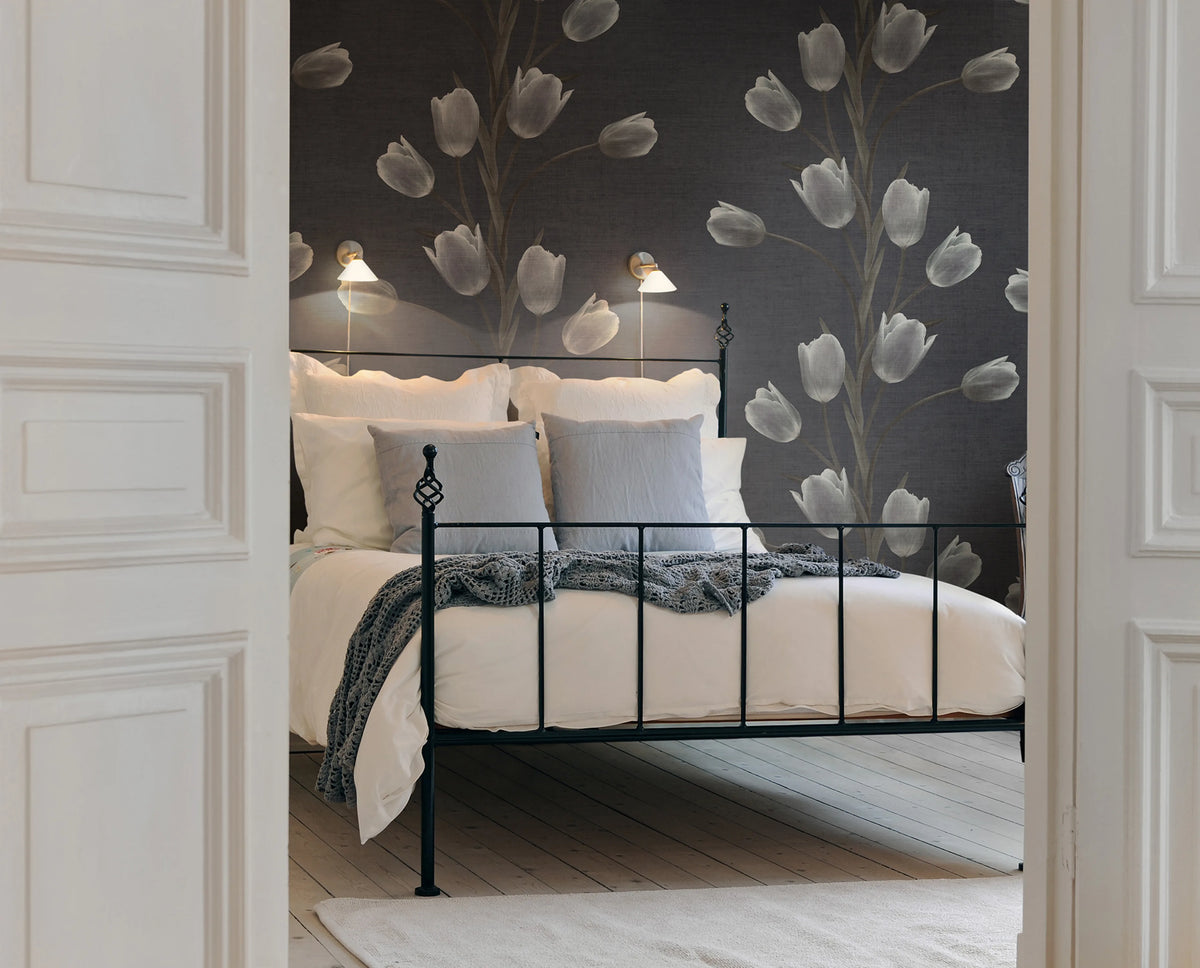 La Vie En Tulipe, Black Mural Wallpaper - room preview 02