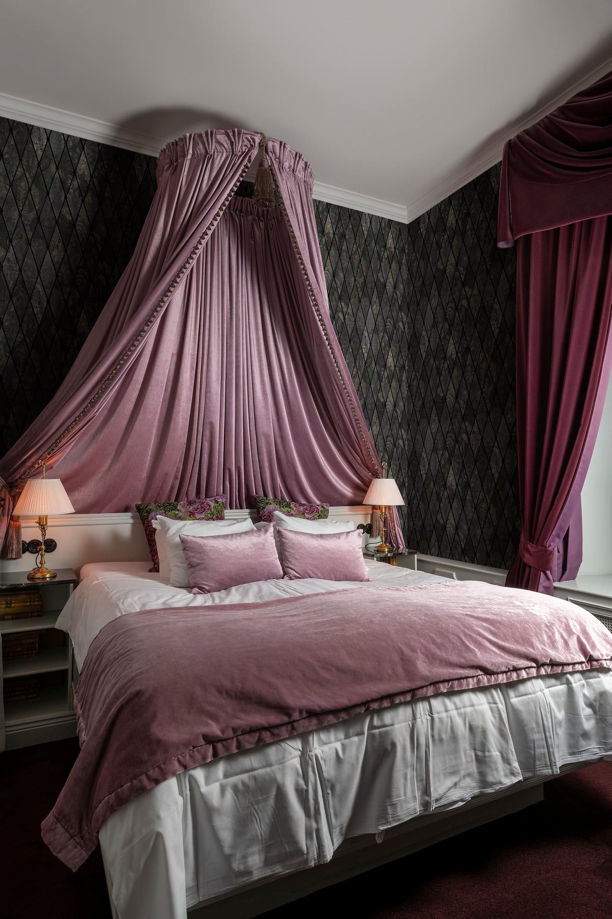 Cornwall, Emerald Mural Wallpaper - room preview 02