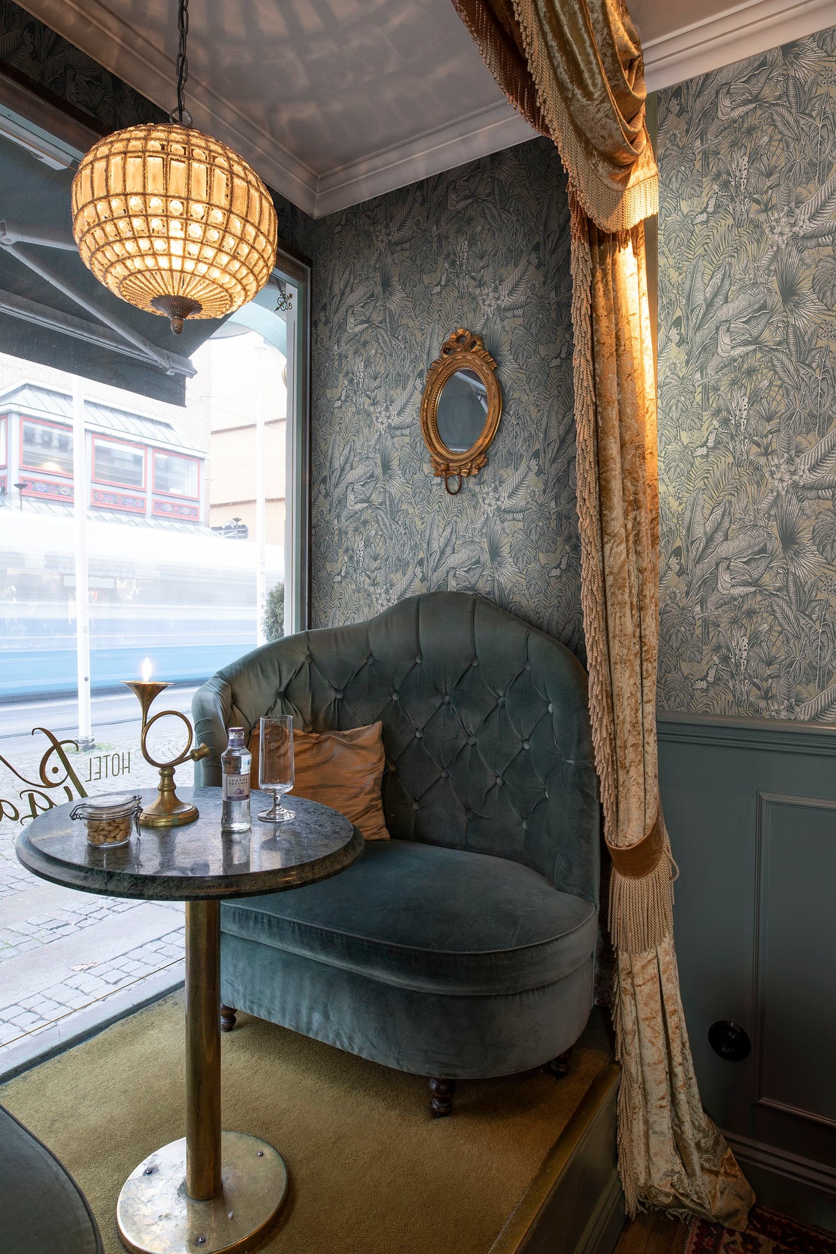Furada, Soft Sand Mural Wallpaper - room preview 02
