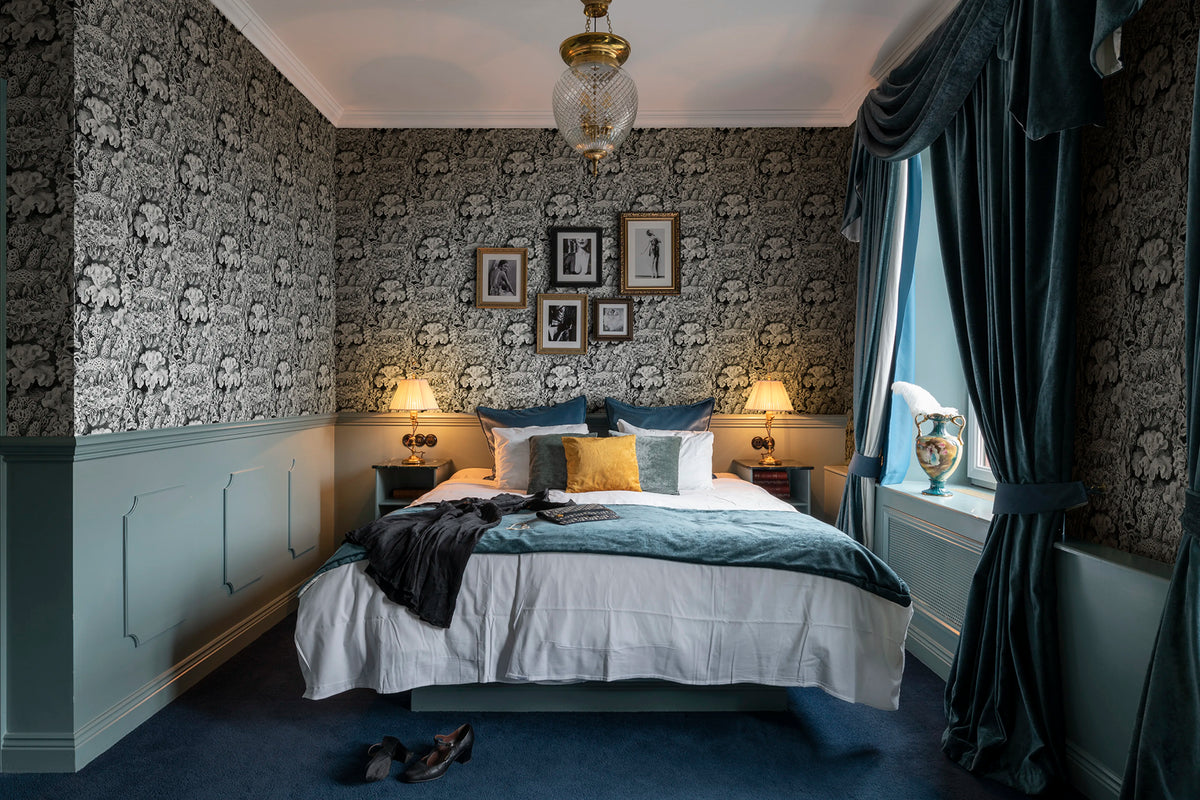 Aquila, Cloud Mural Wallpaper - room preview 02