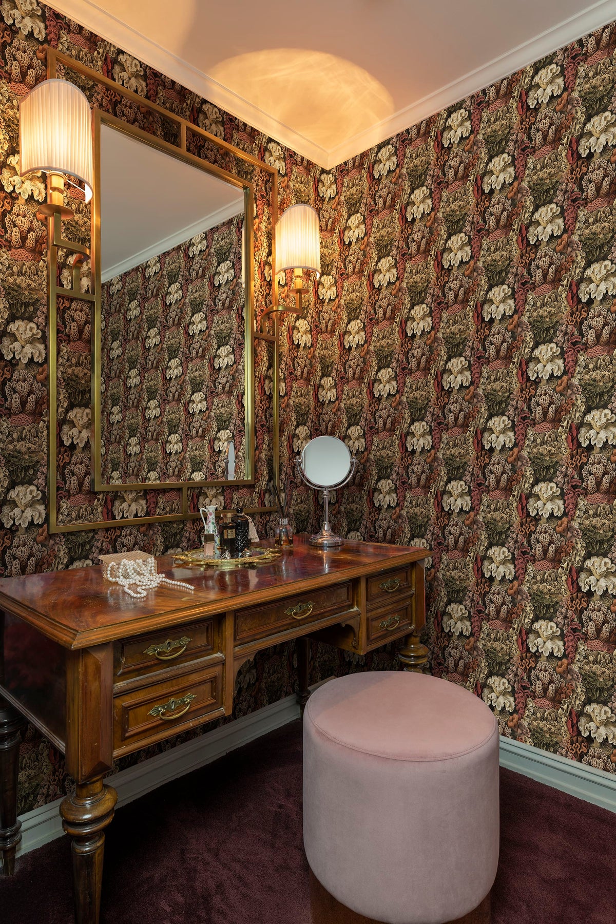 Aquila, Rust Mural Wallpaper - room preview 02