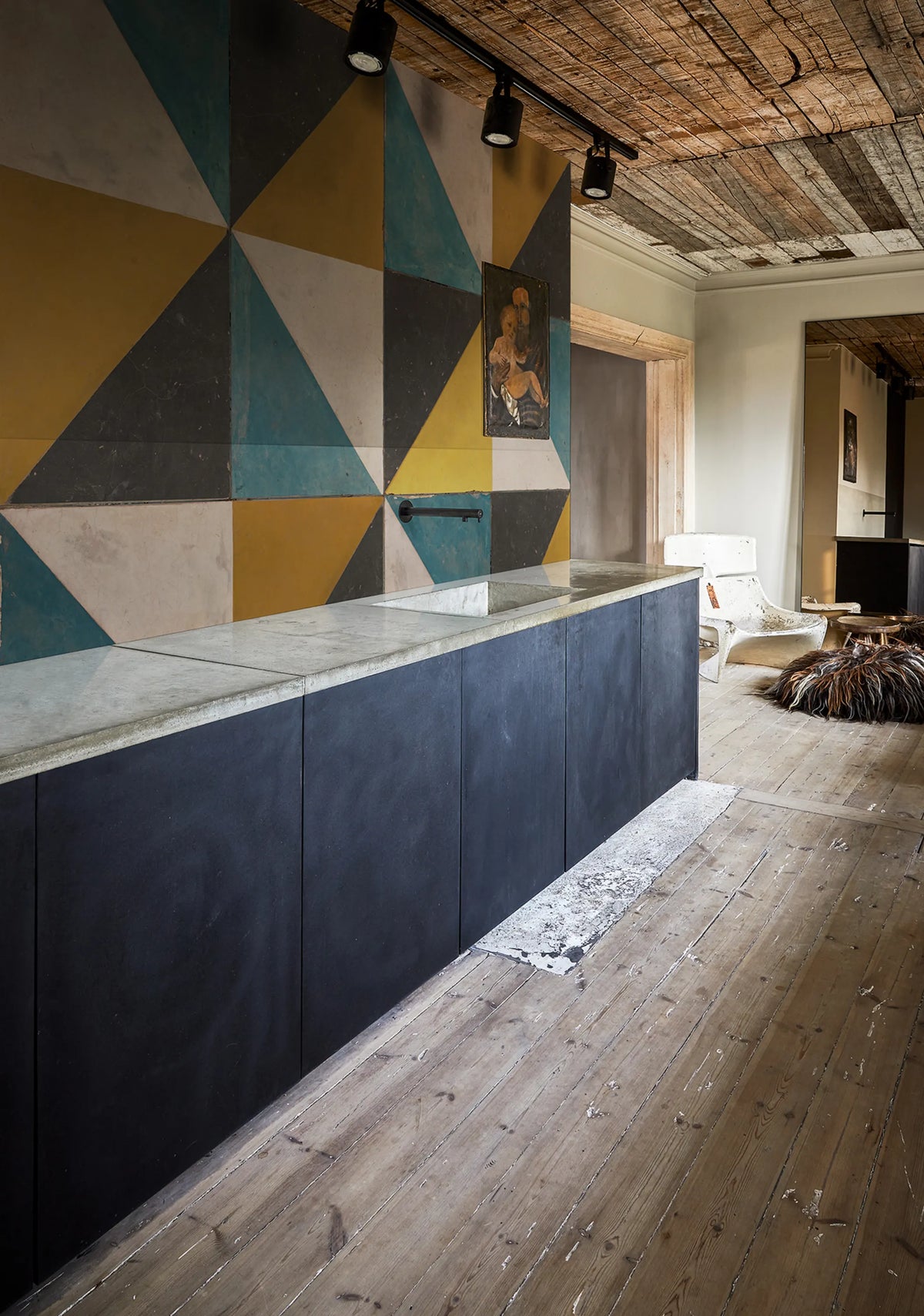 Tunis, Saffron Mural Wallpaper - room preview 02