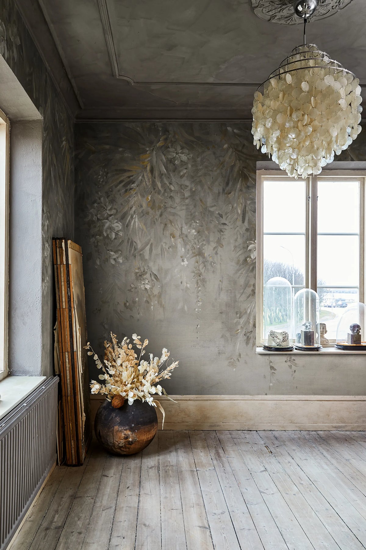 Honolulu, Gold Mural Wallpaper - room preview 02
