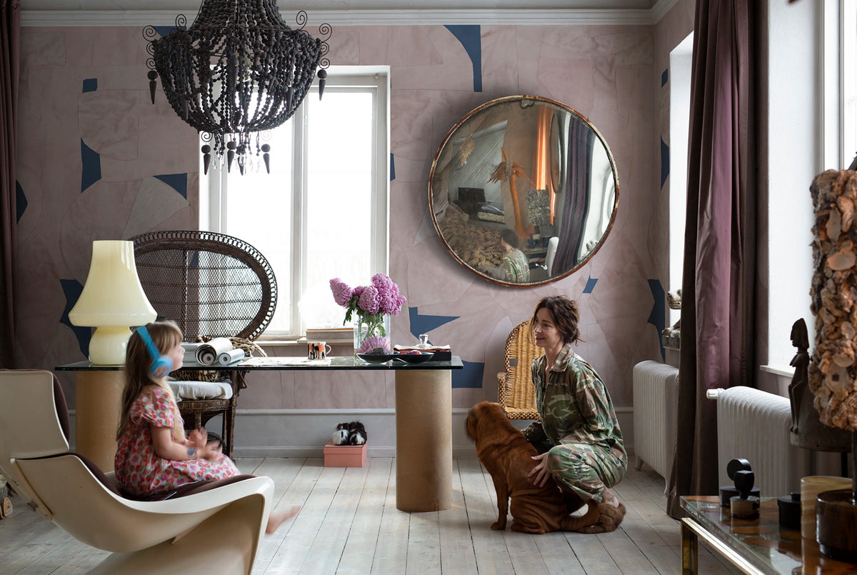Bruno, Pink Mural Wallpaper - room preview 02