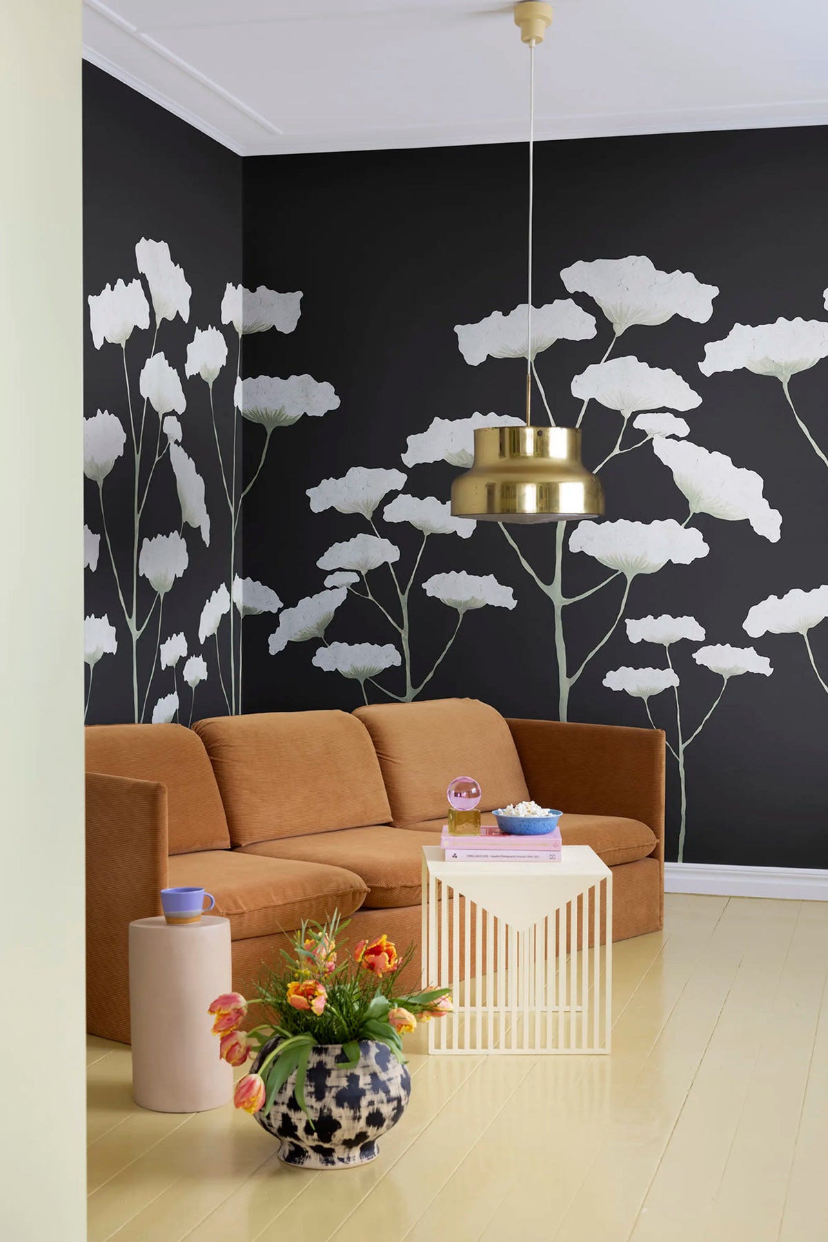 Dara, Midnight Mural Wallpaper - room preview 02