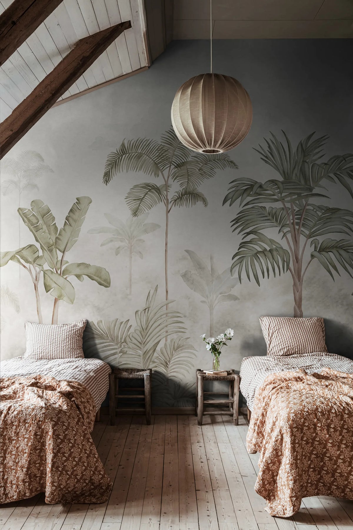 Jungle Horizon, Vintage Mural Wallpaper - room preview 02