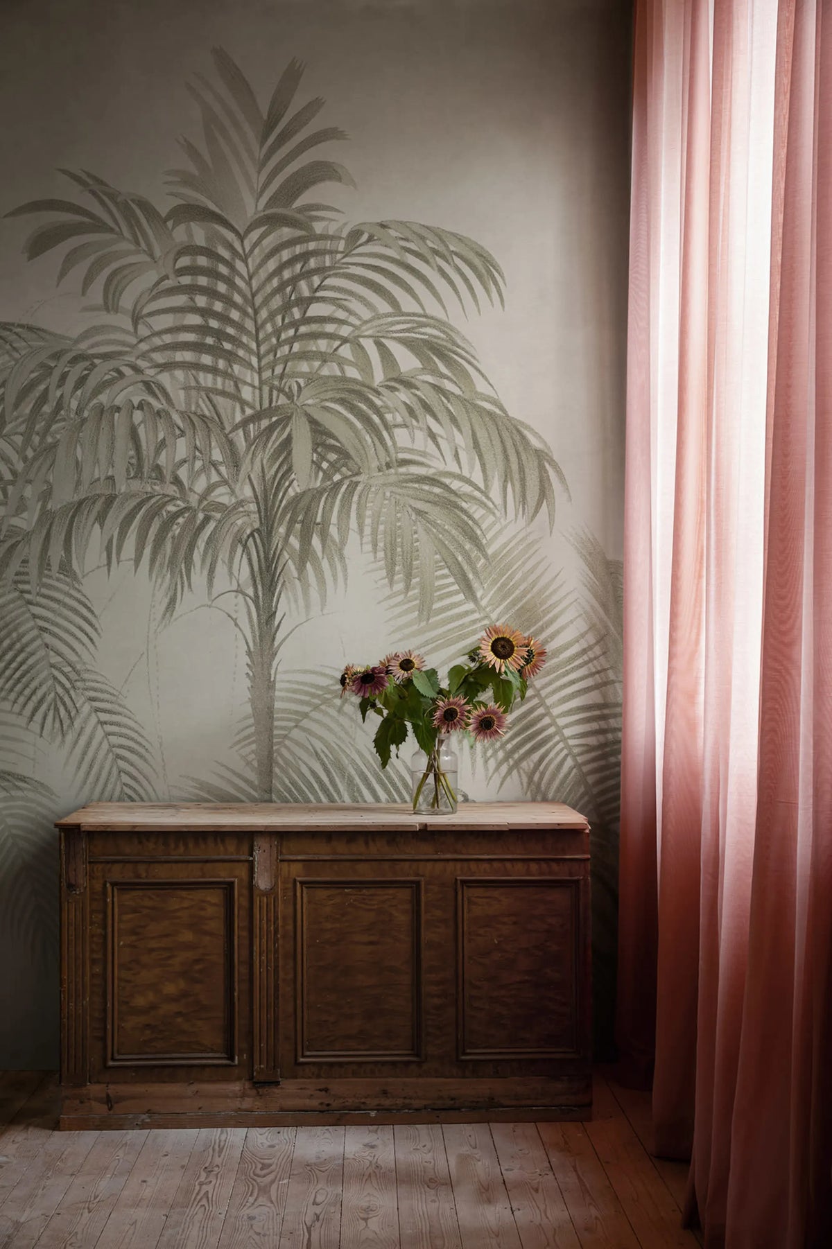 Retro Jungle, Beige Mural Wallpaper - room preview 02