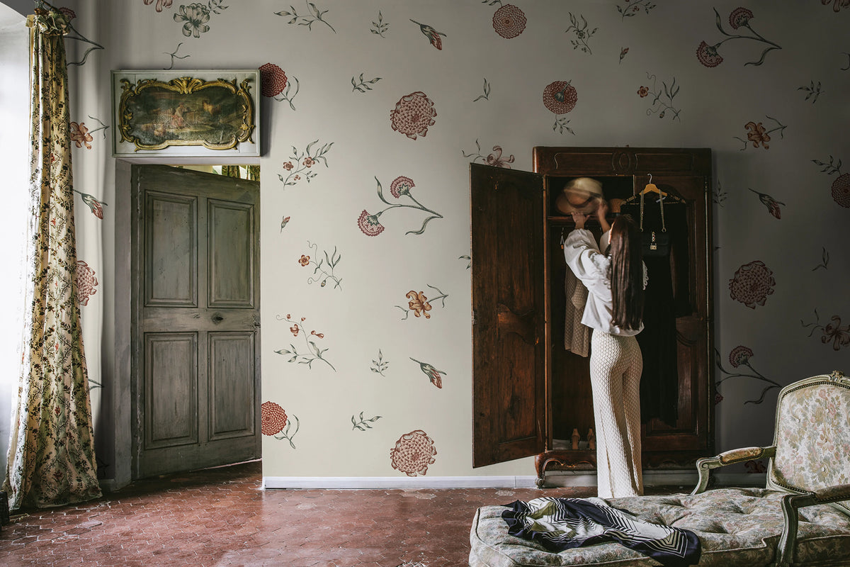 Flower Fall, Sand Mural Wallpaper - room preview 02