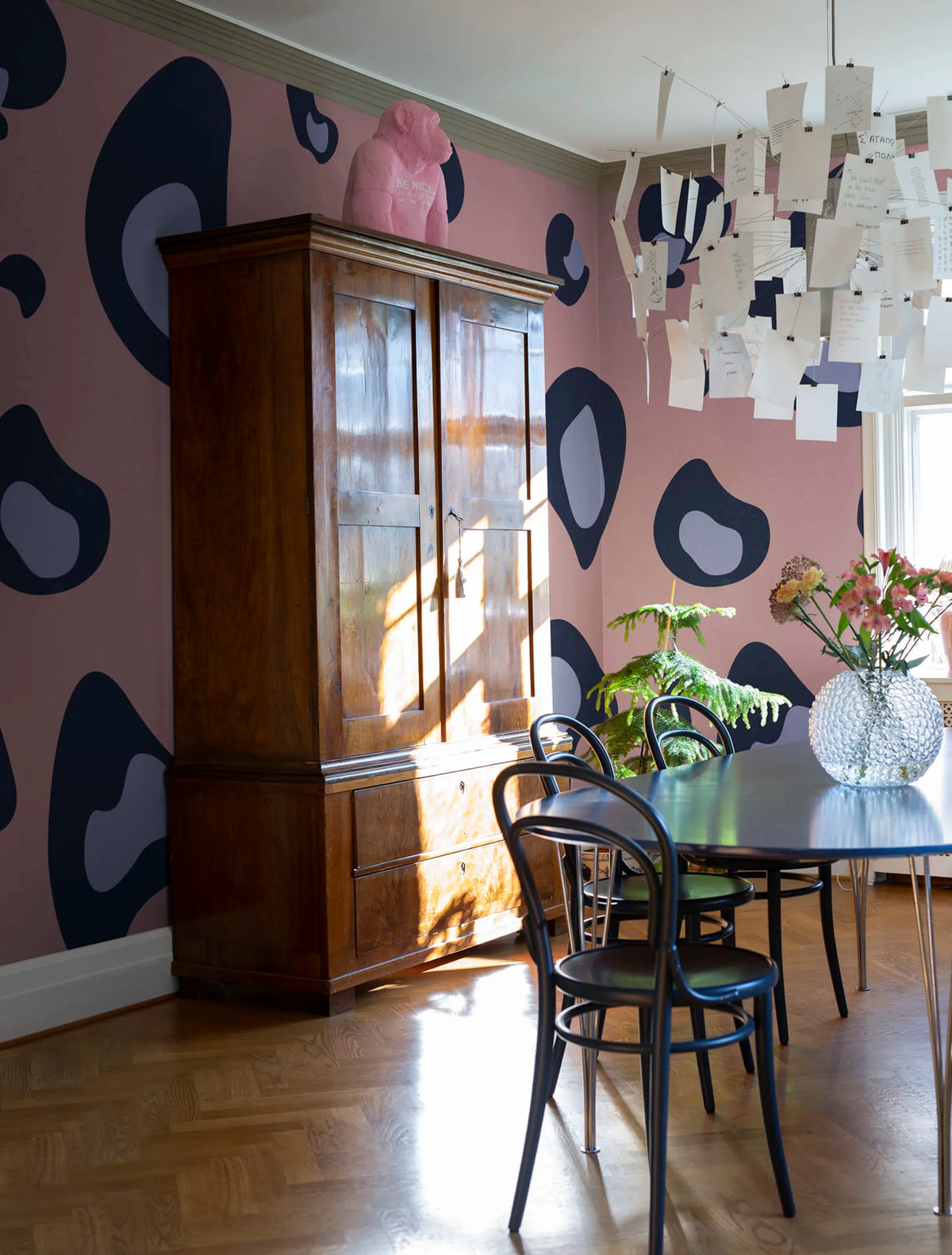 Giant Leopard, Pink Mural Wallpaper - room preview 02