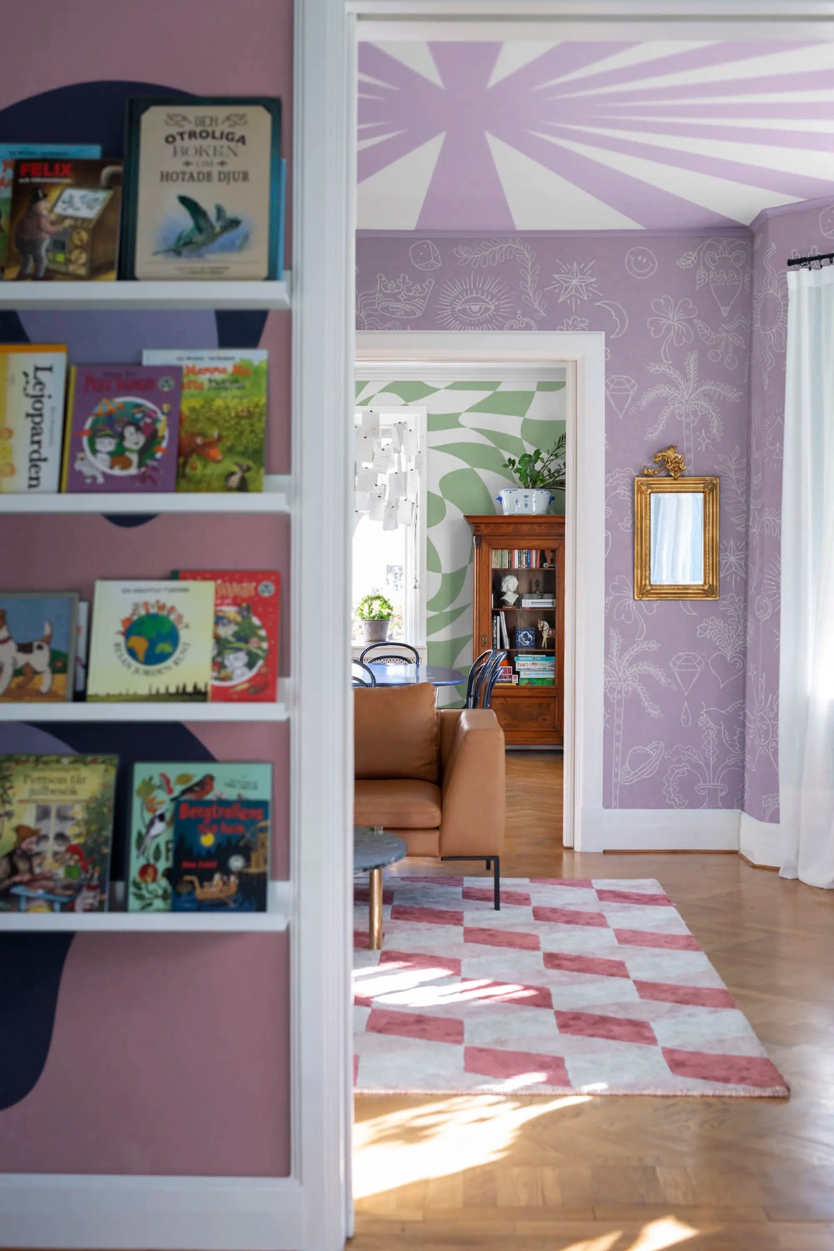 Doodle, Lilac Mural Wallpaper - room preview 02