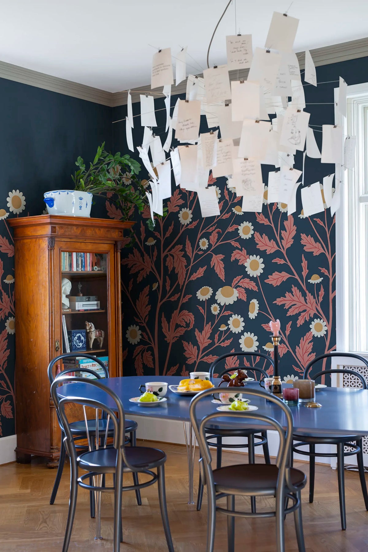 Chamomile, Midnight Mural Wallpaper - room preview 02