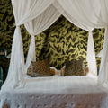 Discus, Saffron Mural Wallpaper - room preview 02