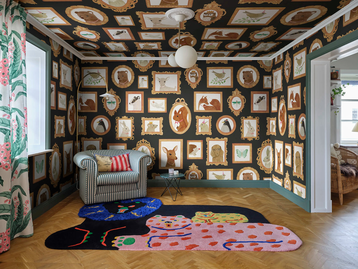 Pet Frames, Black Mural Wallpaper - room preview 02