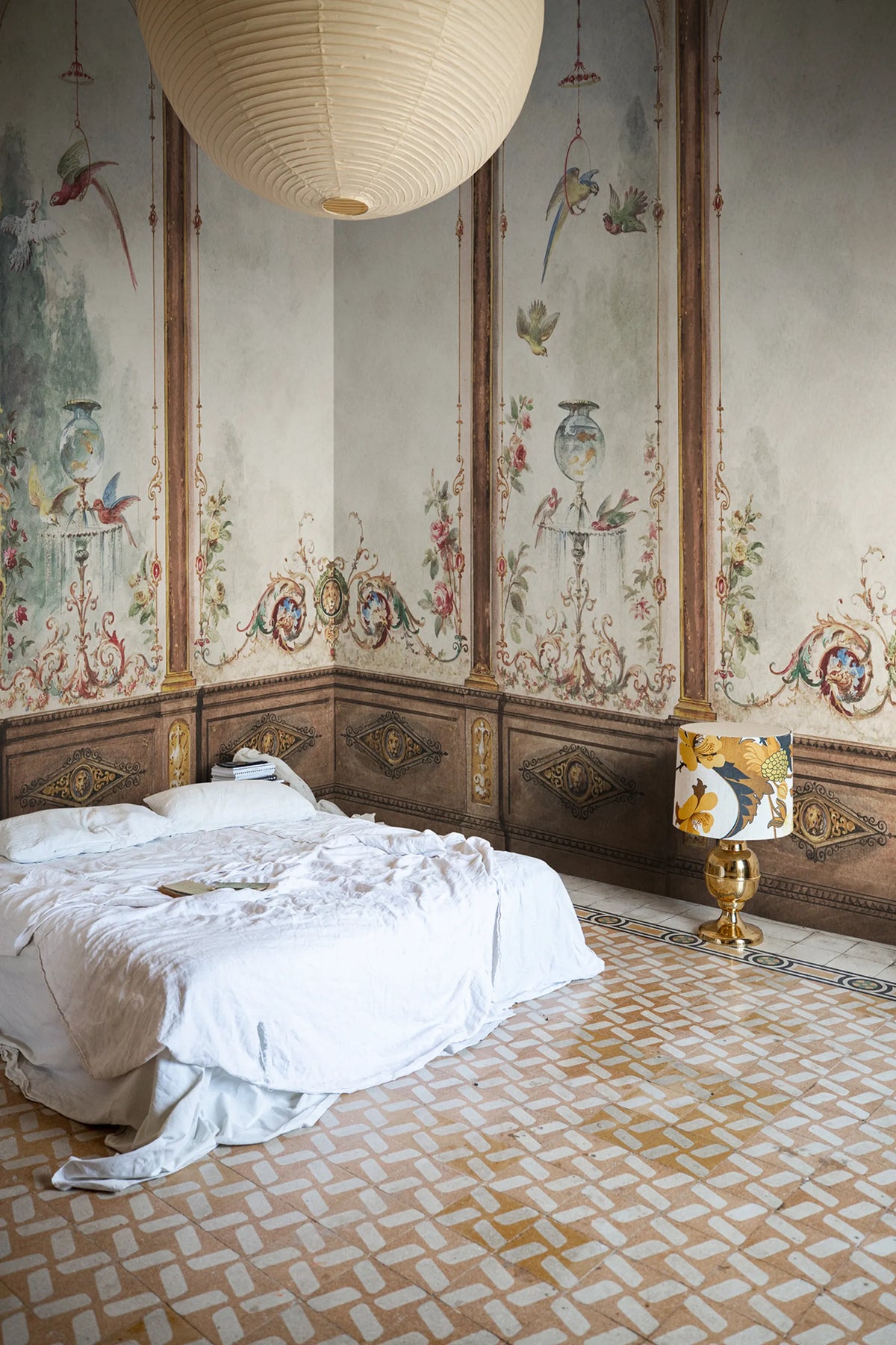 Poetic Panels, Vintage Mural Wallpaper - room preview 02