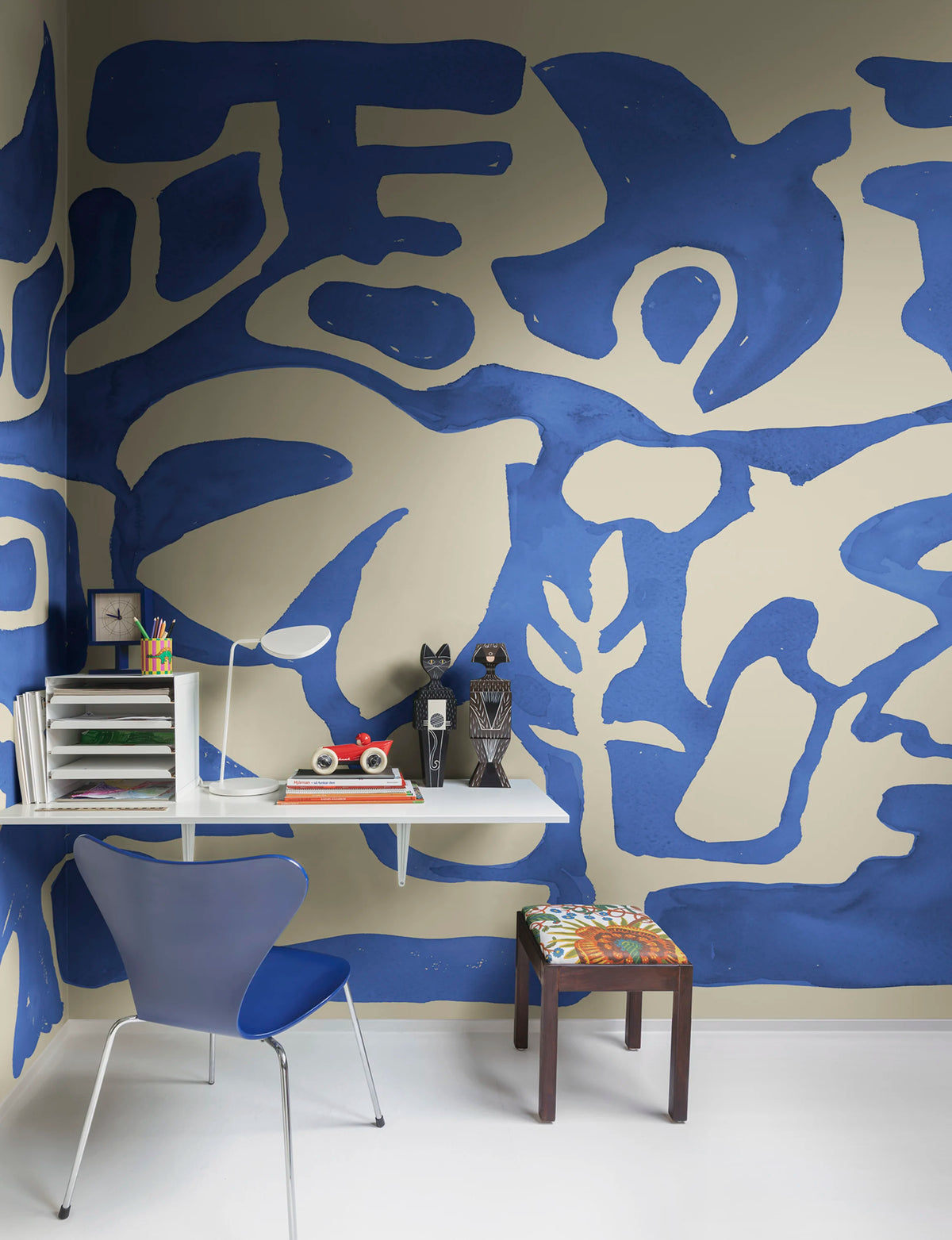 Harmony Forms, Blue Mural Wallpaper - room preview 02
