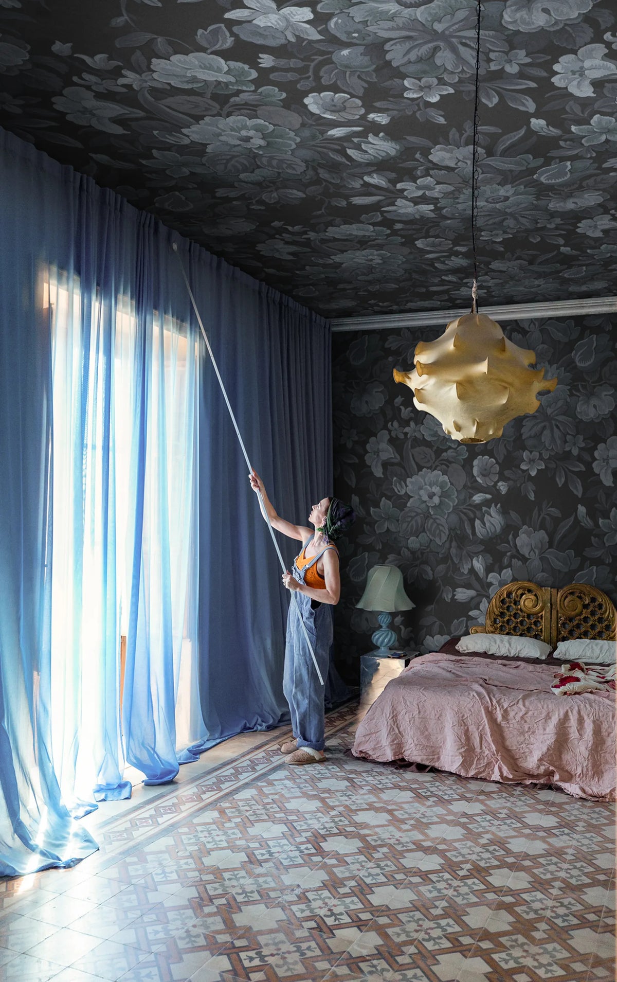 Majestic Vintage Garden, Dark Blue Mural Wallpaper - room preview 02