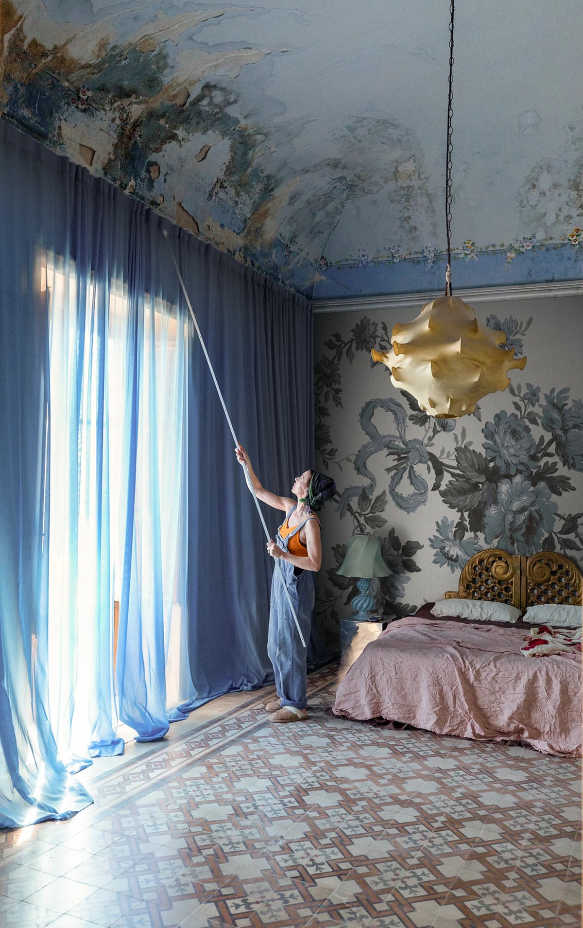 Vintage Bow, Light Blue Mural Wallpaper - room preview 02