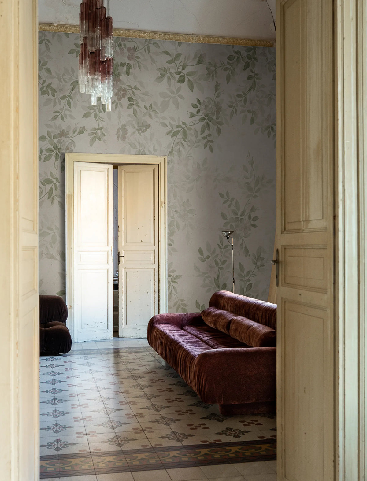 Daydream, Green Mural Wallpaper - room preview 02