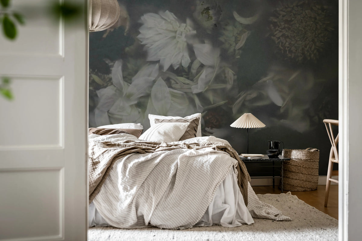 Glossy Flower, Vintage Mural Wallpaper - room preview 02
