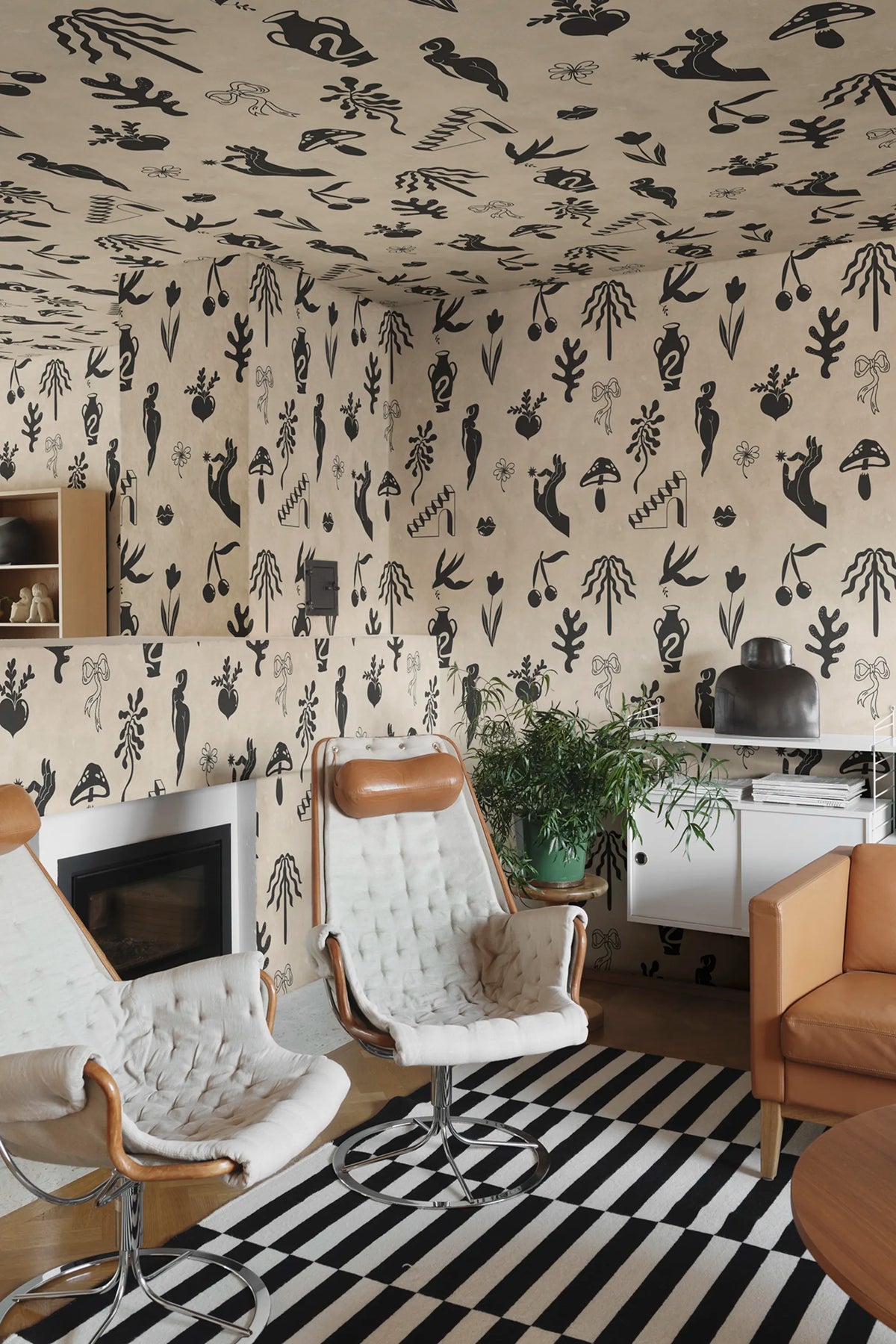 Symbolic Tales, Black Mural Wallpaper - room preview 02