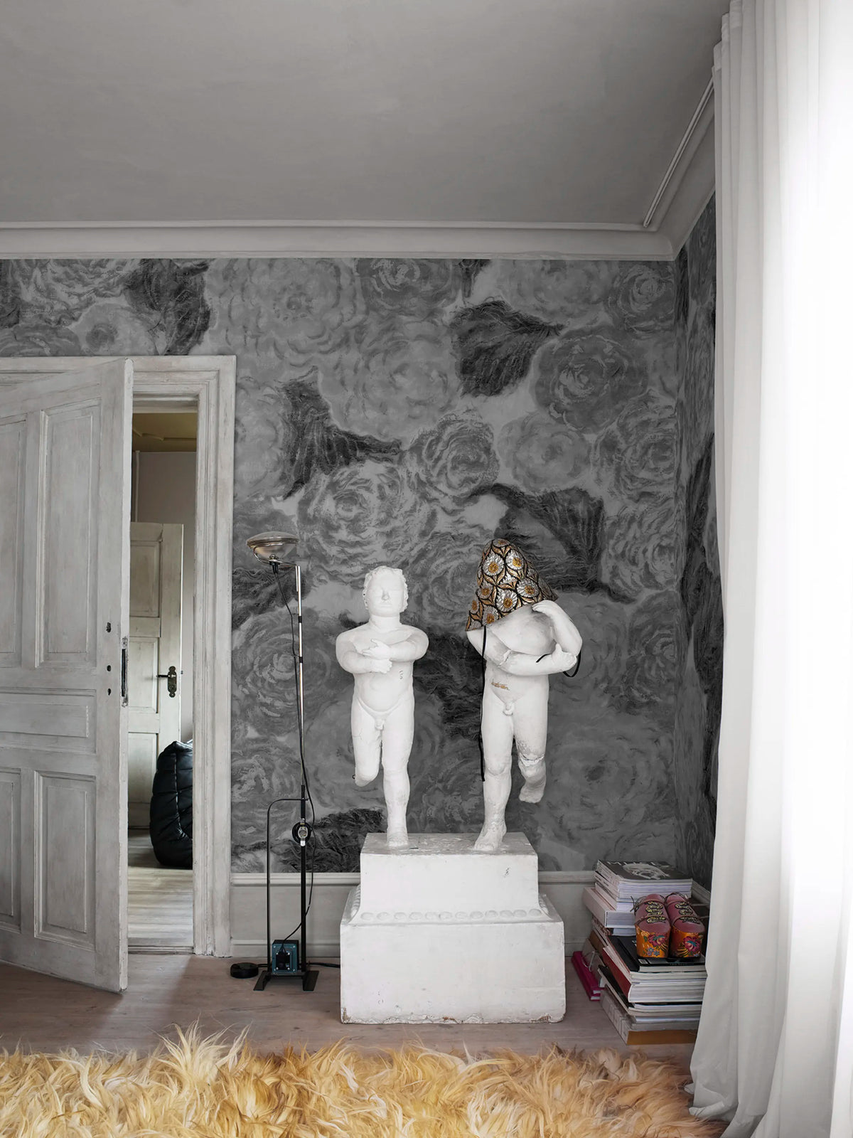 Sol Rosa, Black & White Mural Wallpaper - room preview 02