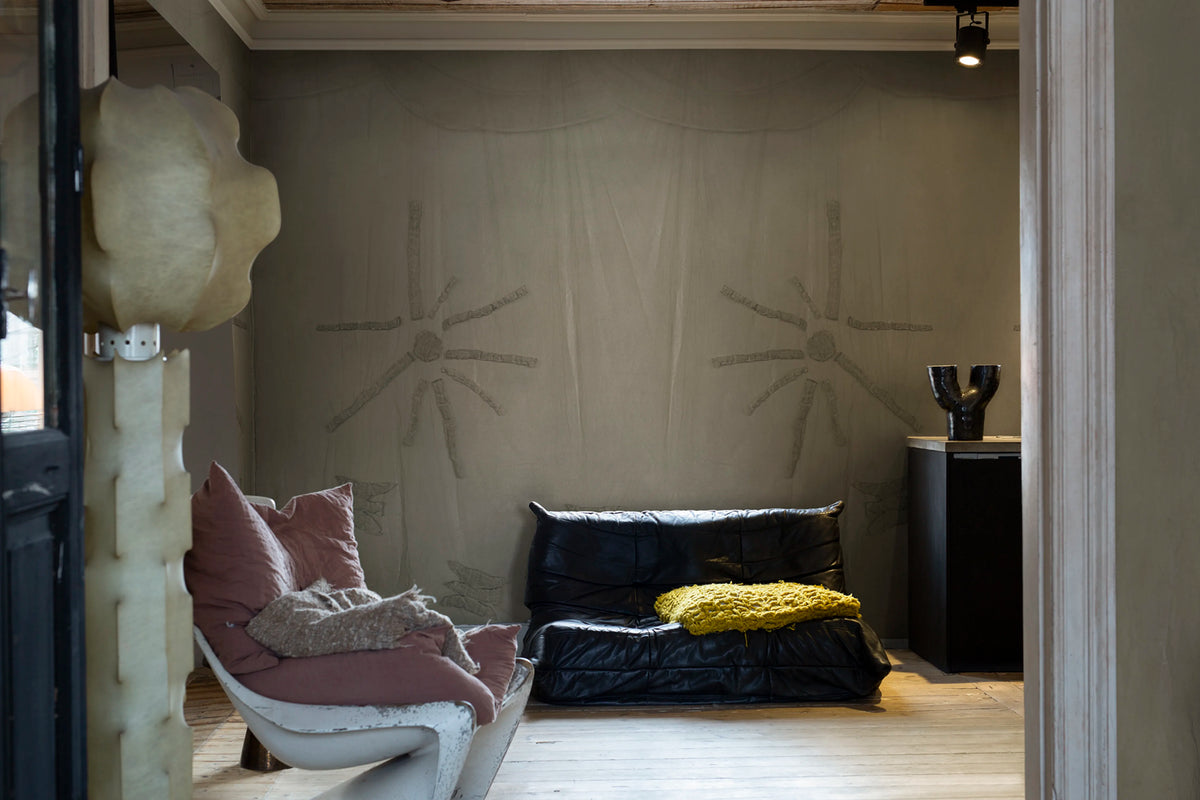 Silenzio, Light Beige Mural Wallpaper - room preview 02