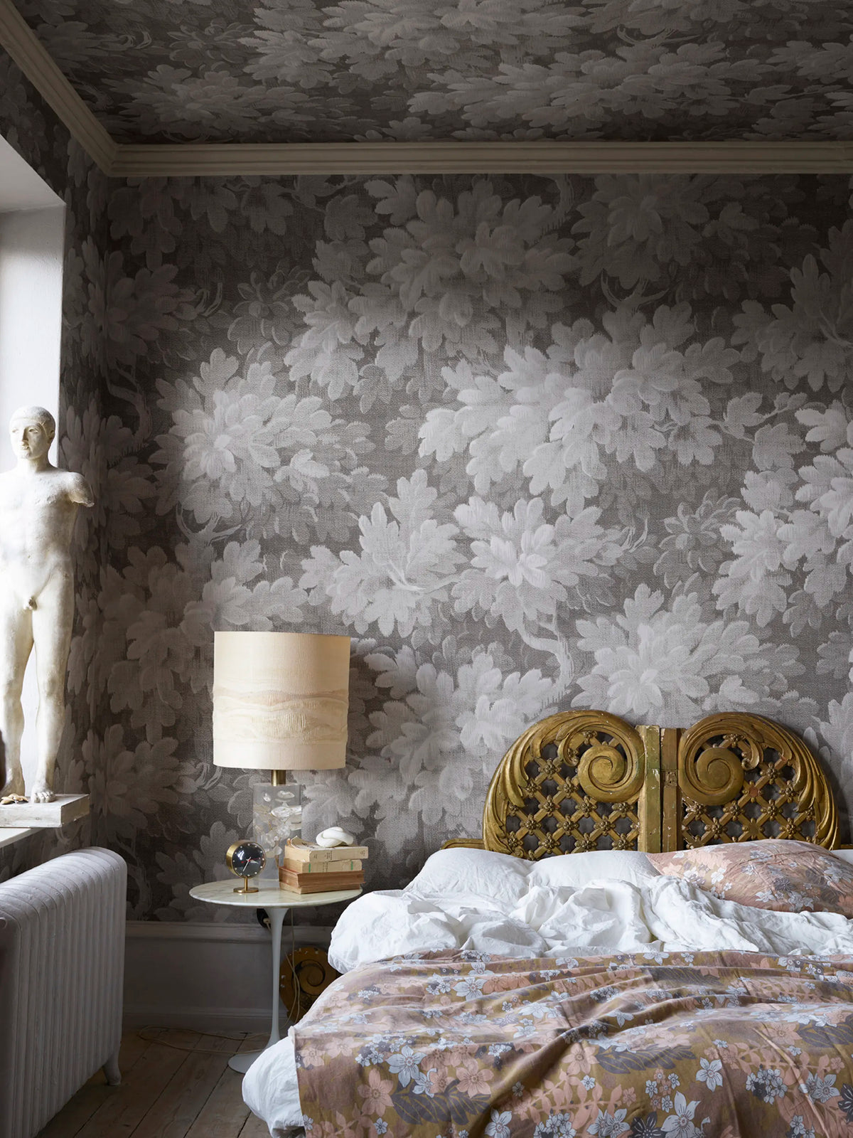 Vintage Foliage, Gray Mural Wallpaper - room preview 02