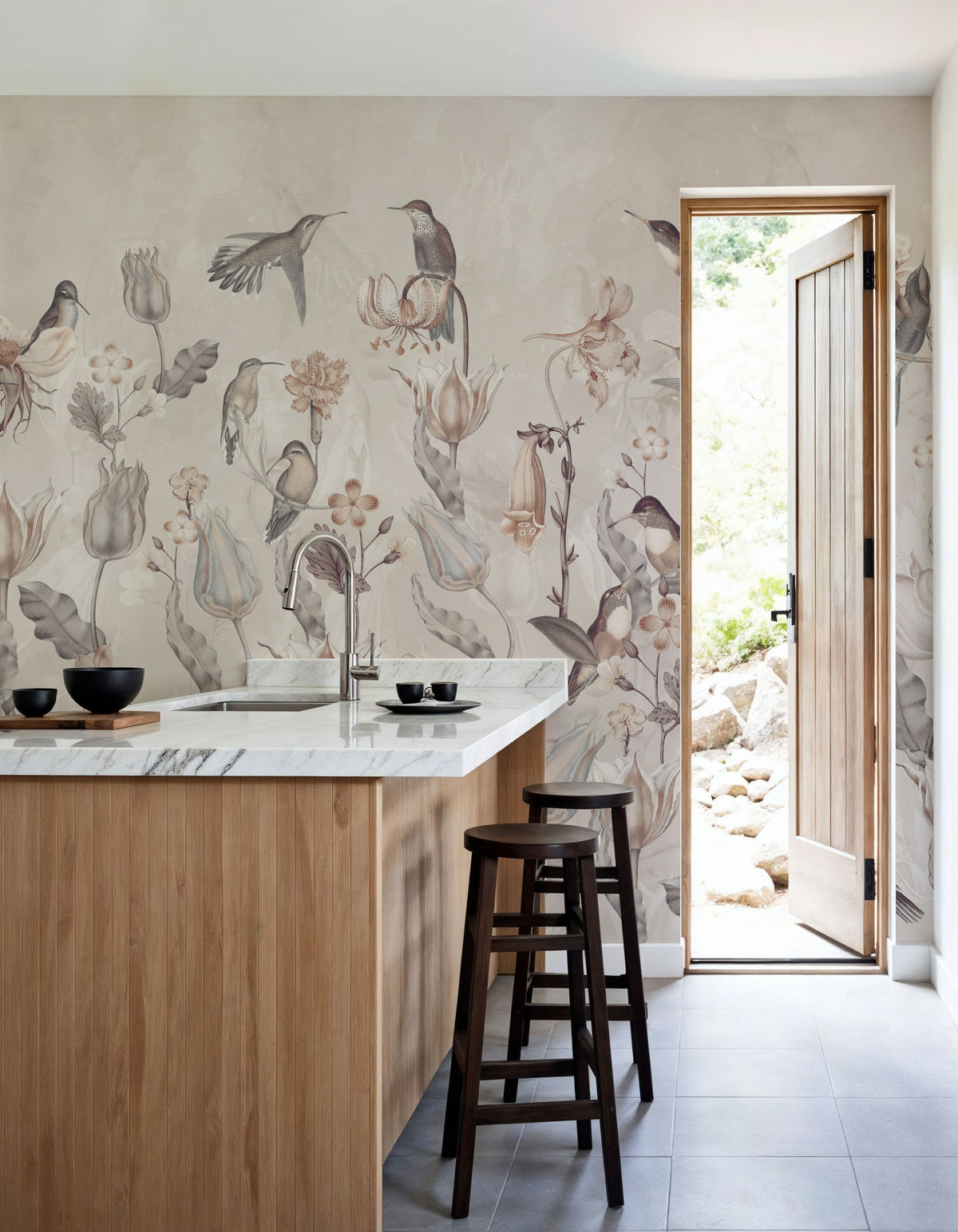 Tulips & Birds, Sand Mural Wallpaper - room preview 03