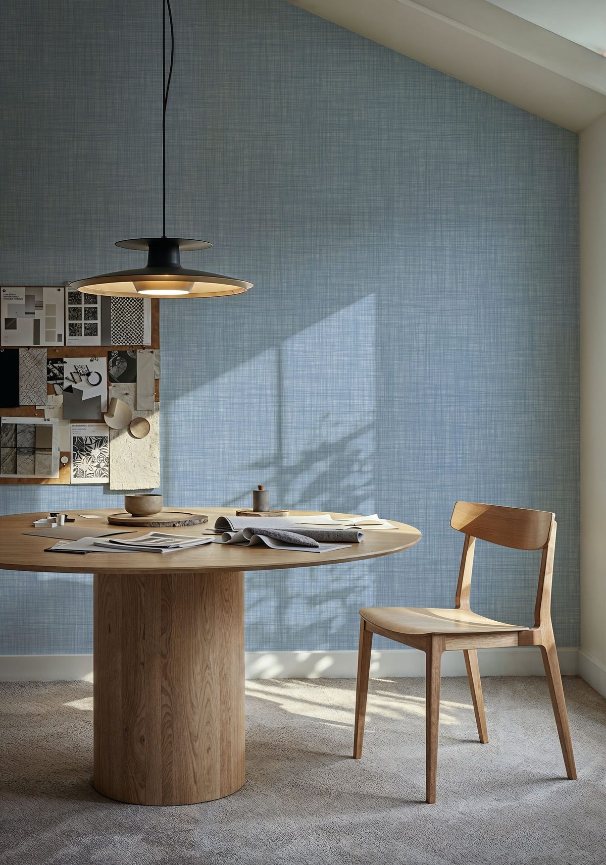 Mottled Linen Effect, Sky Blue Mural Wallpaper - Blue Tone - room preview 03