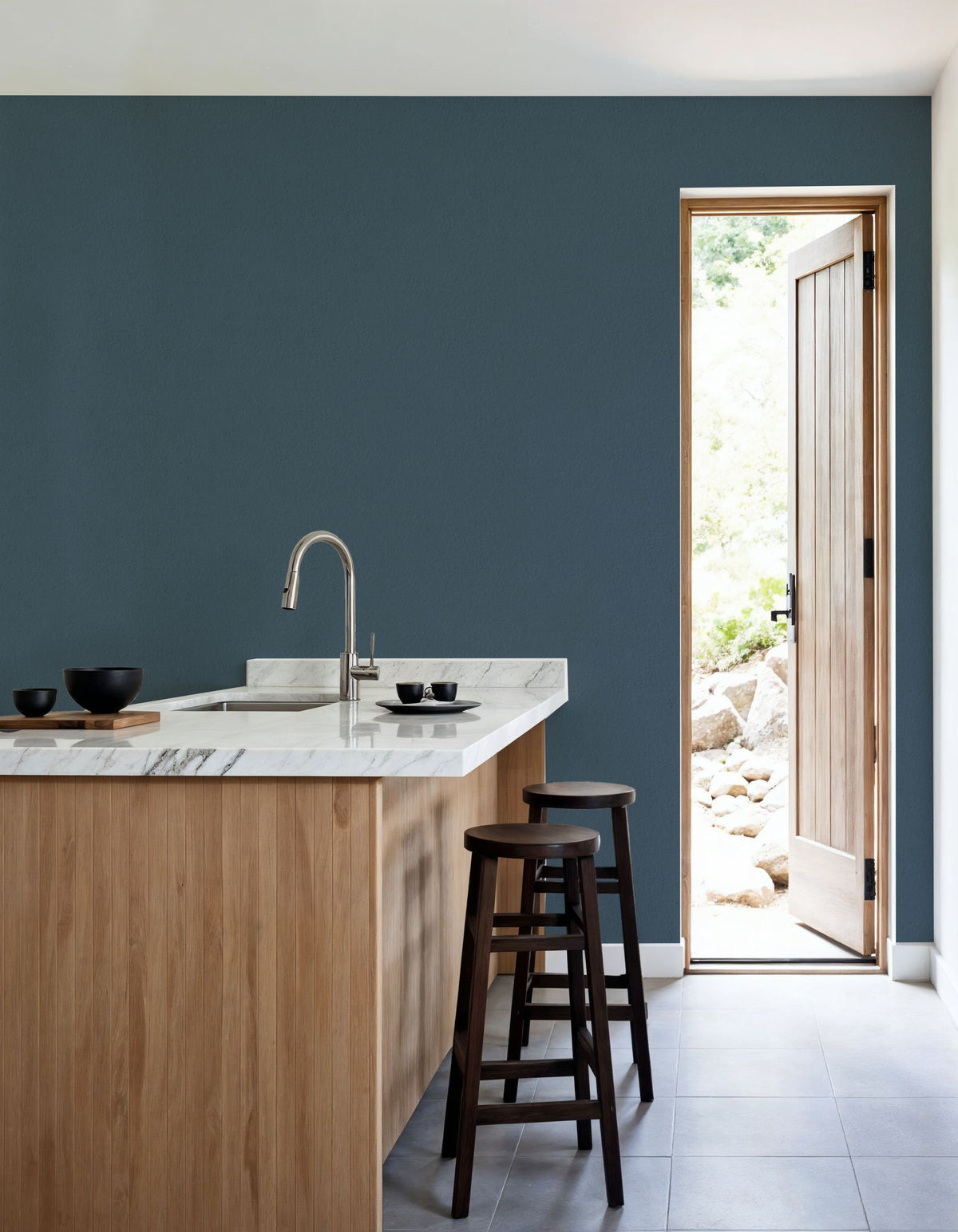 Faux Sand Stucco Finish, Aegean Blue Mural Wallpaper - room preview 03