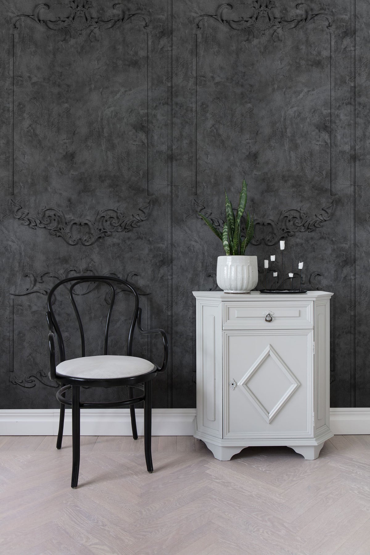 Noble Flair, Noir Mural Wallpaper - room preview 03