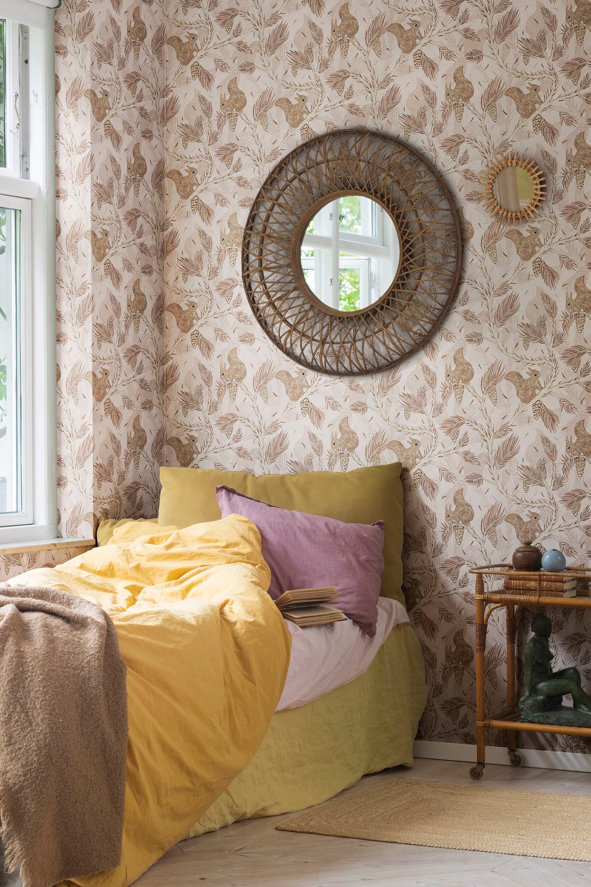 Squirrel Mountain, Pink Mural Wallpaper - room preview 03