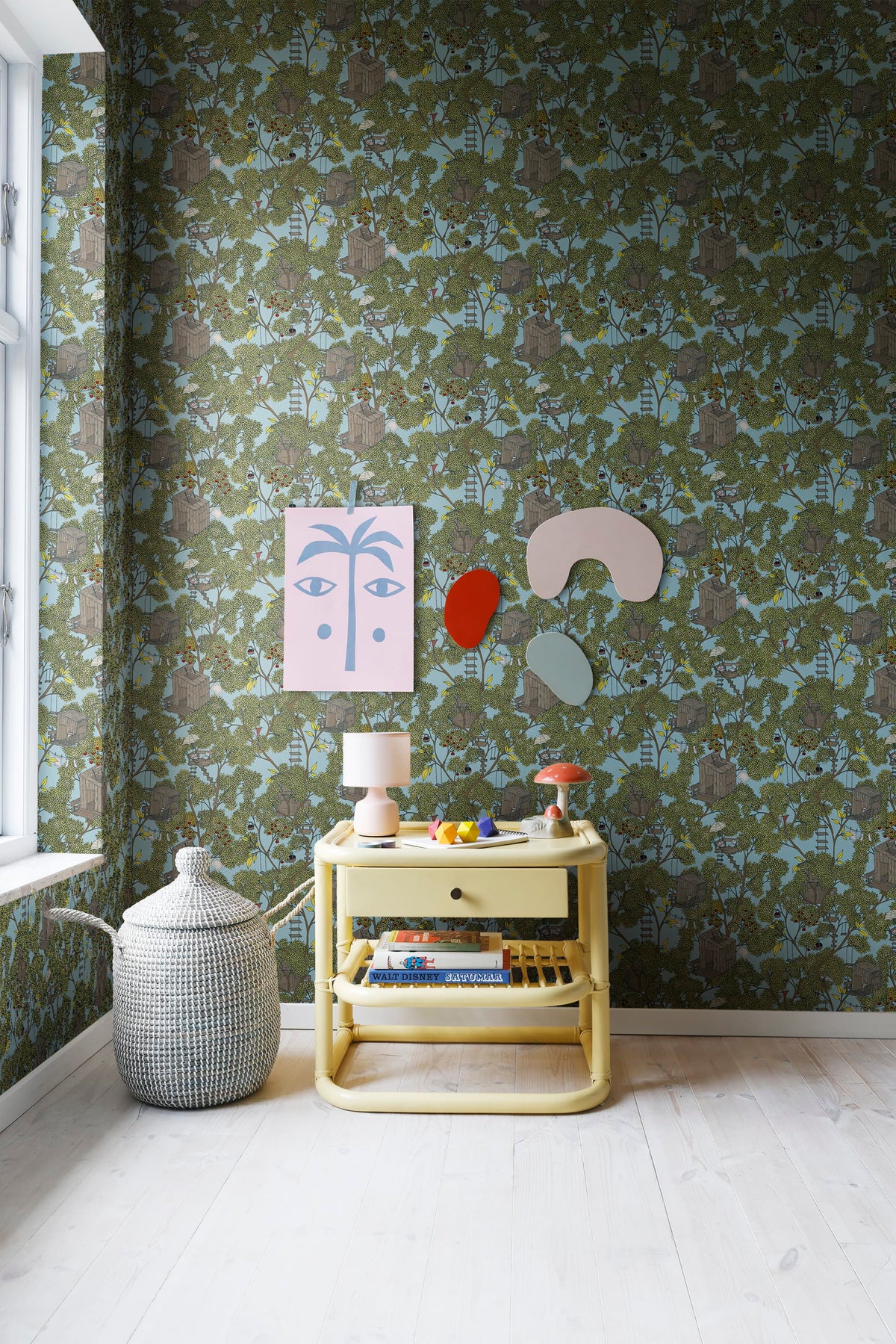 Treehouse, Sunshine Mural Wallpaper - room preview 03