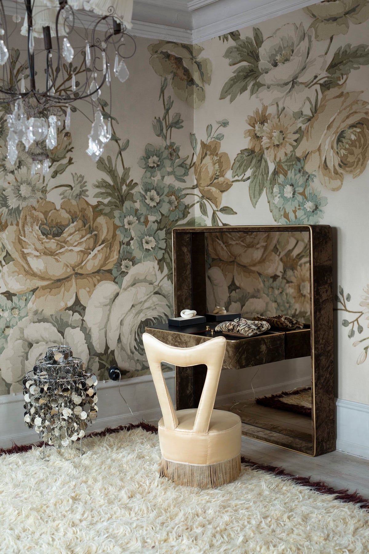 Efraim, Beige Mural Wallpaper - room preview 03