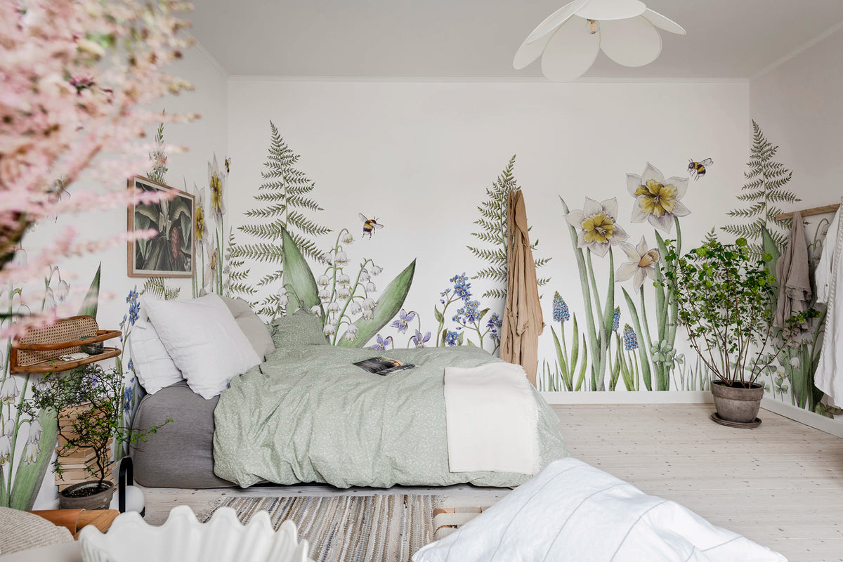 Bumblebee, White Mural Wallpaper - room preview 03