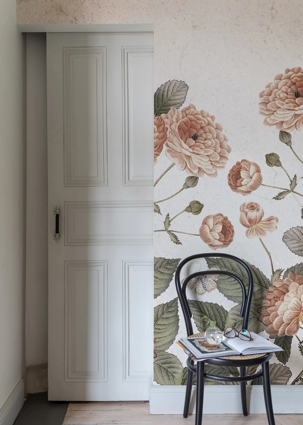 Sweet Buttercups, Soft Mural Wallpaper - room preview 03
