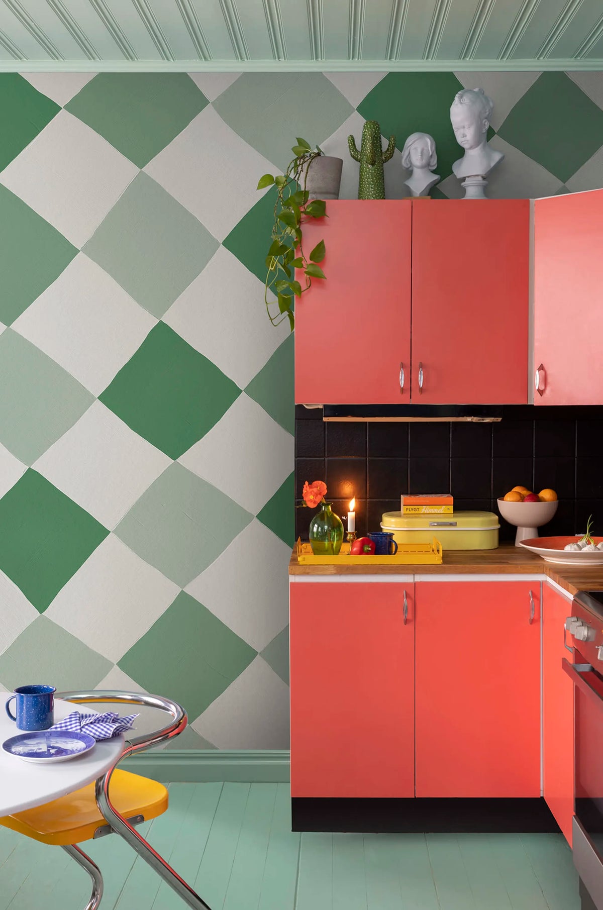 Tremble, Green Mural Wallpaper - room preview 03